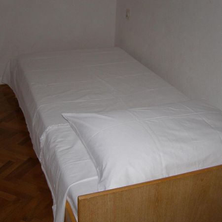 Apartment Marija Brbinj Luaran gambar