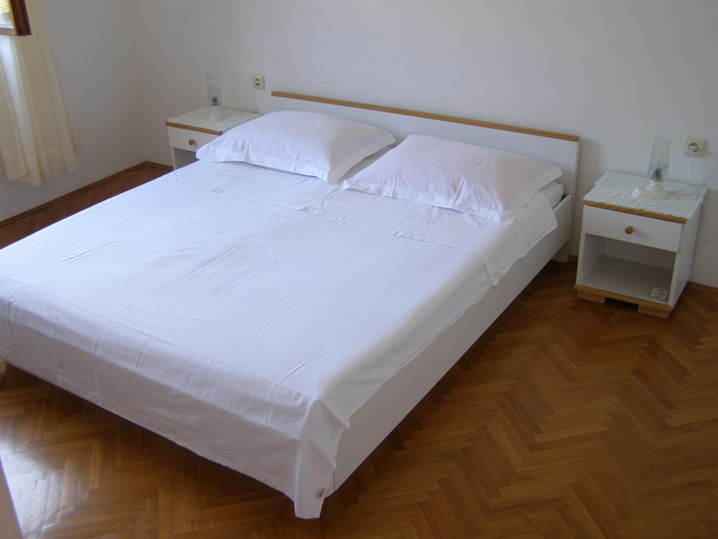 Apartment Marija Brbinj Luaran gambar