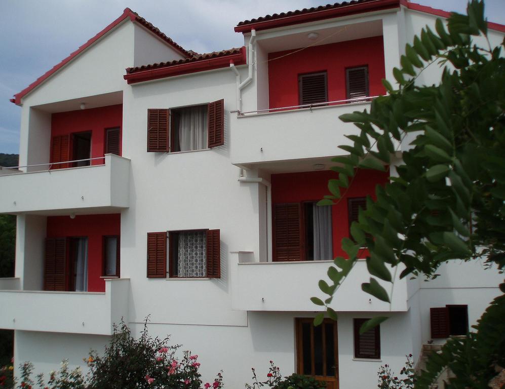 Apartment Marija Brbinj Luaran gambar